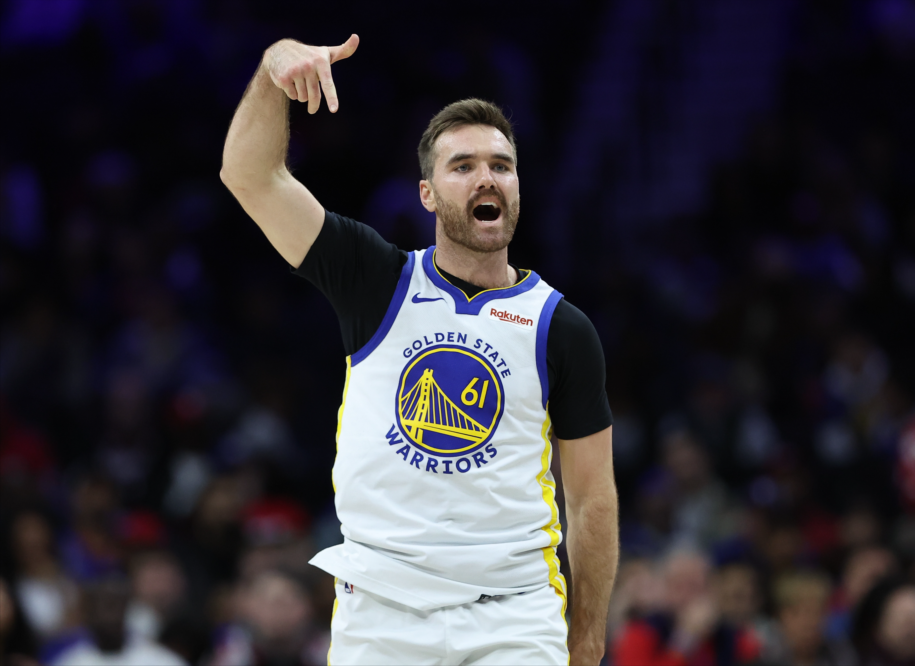 科尔新欢大有来头，不当状元做落选秀，上赛季路人这赛季成大腿