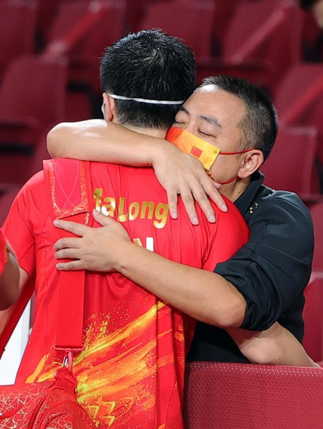 天天盈球即时比分直播-马龙赢樊振东问鼎男单 奥运史上首位男乒卫冕王者