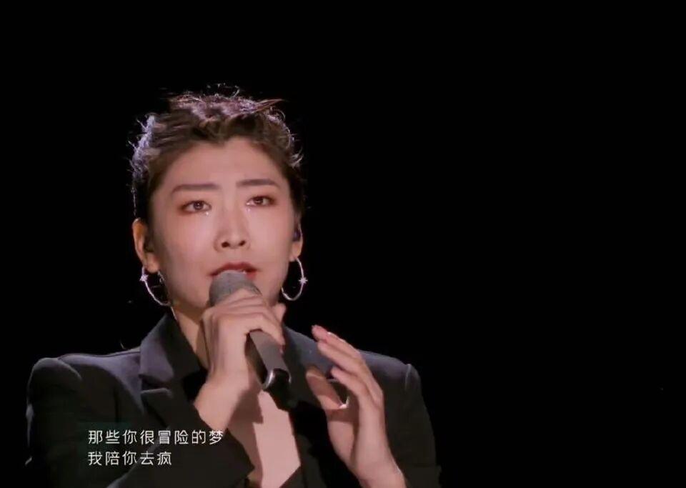 天天盈球-从烧烤摊到奥运之巅,这位“浪姐”杀疯了