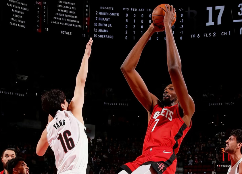 天天盈球 官网-悄悄7连胜，成NBA西部最大不确定因素！湖人难了，雷霆或遇到麻烦